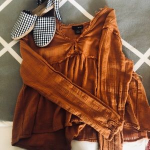 Small wet seal shirt!